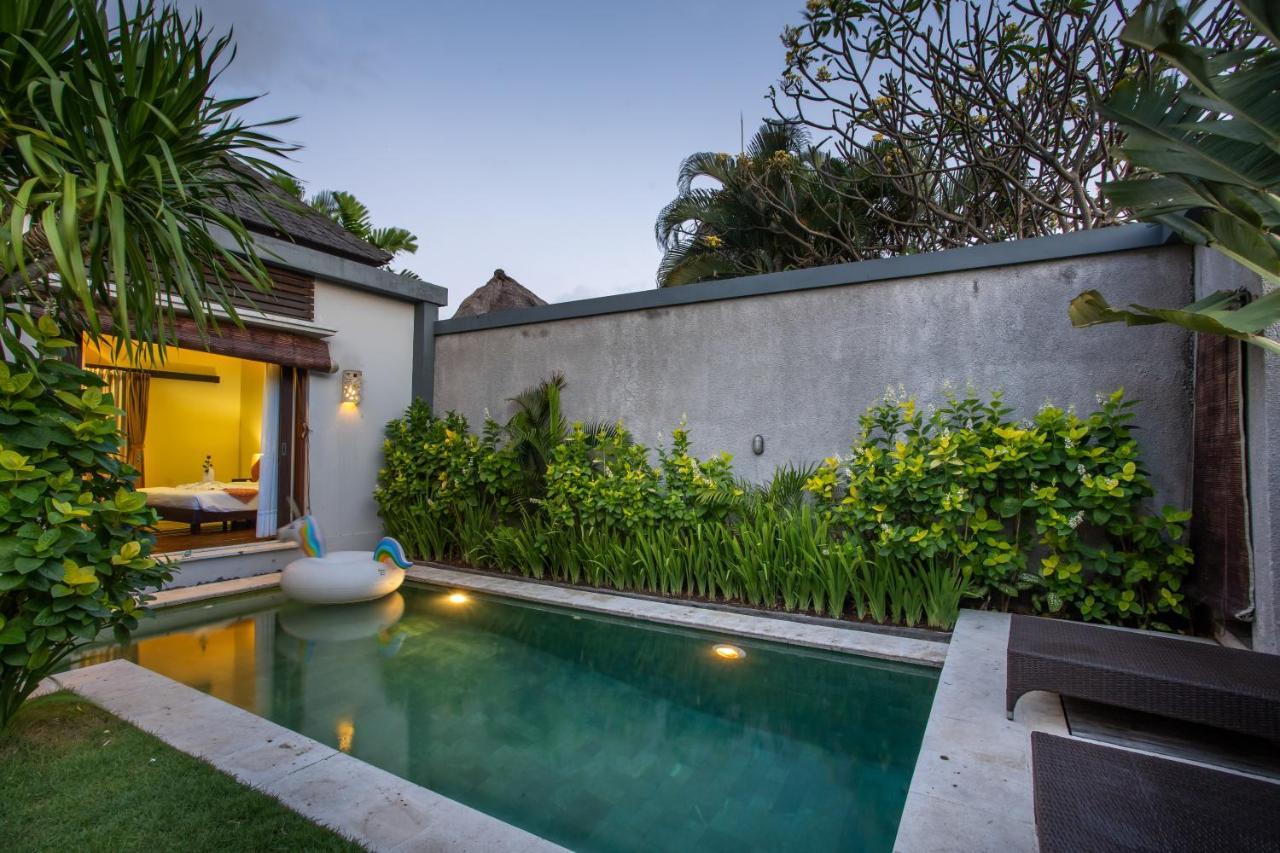 Villa Nadya Seminyak Exterior foto