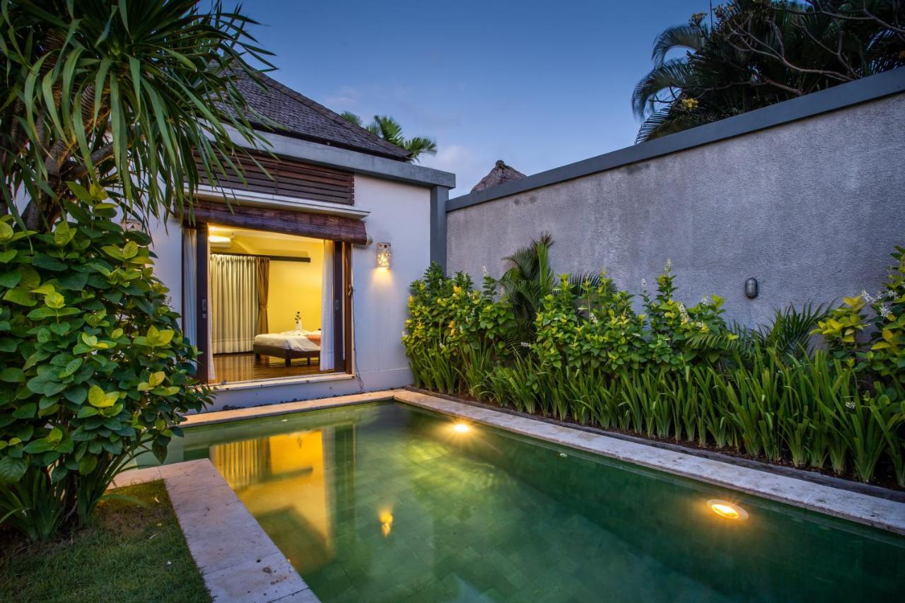 Villa Nadya Seminyak Exterior foto